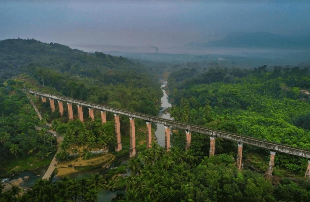 Vila Tamizh Nest - தமிழ்க்குடில் Kanjákumárí Exteriér fotografie