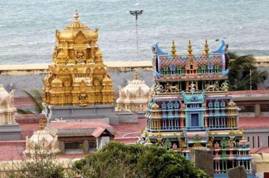 Vila Tamizh Nest - தமிழ்க்குடில் Kanjákumárí Exteriér fotografie